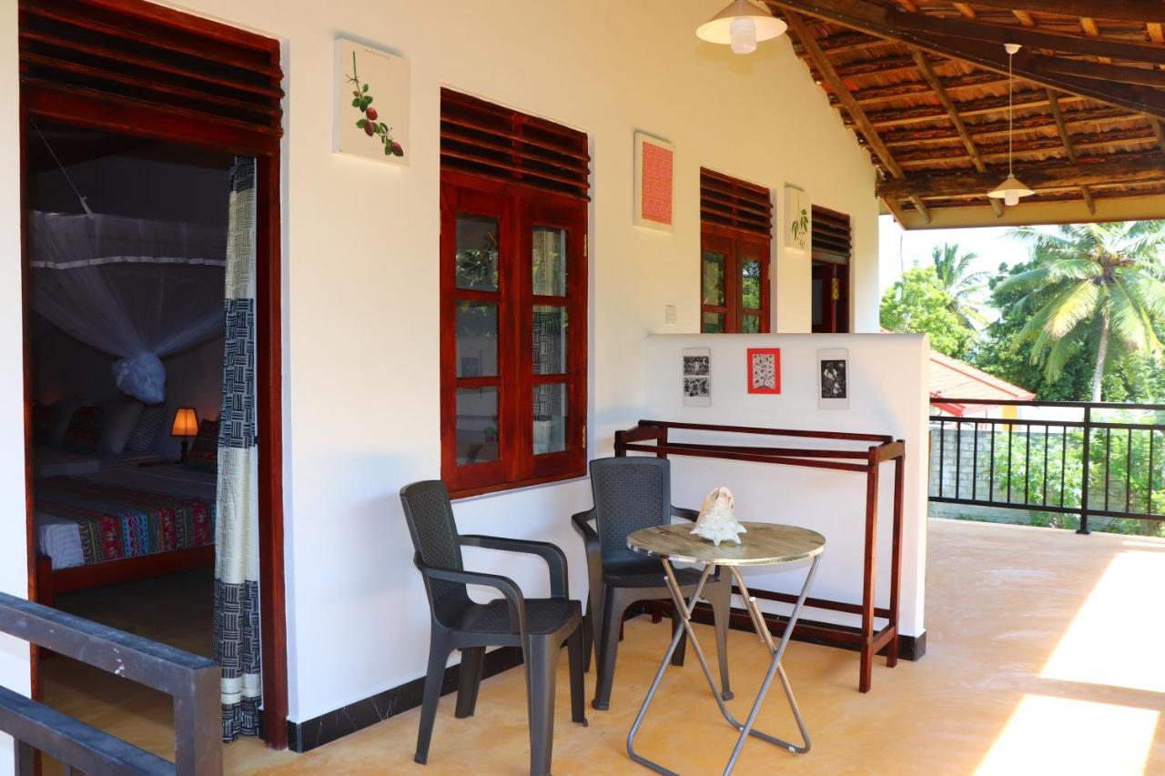 Relax Beach House Tangalle Exterior foto